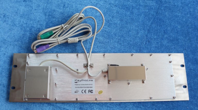 clavier anti-vandale 19 pouces a19utbkpfn clavier anti-vandale 19 pouces a19utbkpfn